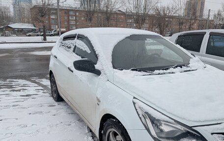 Hyundai Solaris II рестайлинг, 2015 год, 970 000 рублей, 4 фотография