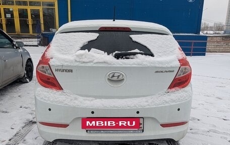 Hyundai Solaris II рестайлинг, 2015 год, 970 000 рублей, 5 фотография