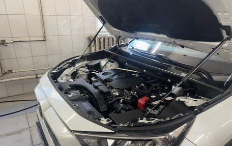 Toyota RAV4, 2021 год, 3 100 000 рублей, 7 фотография