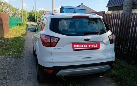 Ford Kuga III, 2017 год, 1 625 000 рублей, 11 фотография