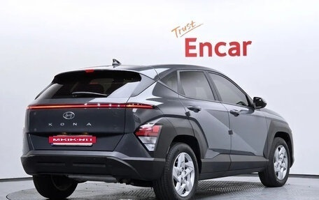 Hyundai Kona, 2023 год, 1 820 000 рублей, 2 фотография