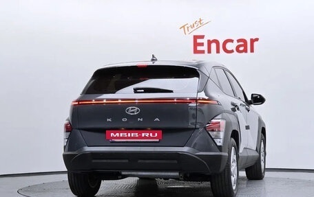 Hyundai Kona, 2023 год, 1 820 000 рублей, 4 фотография
