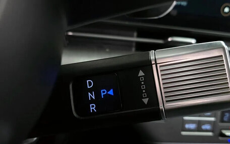 Hyundai Kona, 2023 год, 1 820 000 рублей, 9 фотография