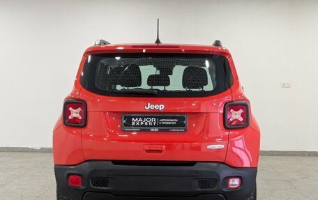 Jeep Renegade I рестайлинг, 2019 год, 1 800 000 рублей, 3 фотография