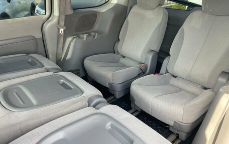 KIA Carnival III, 2008 год, 680 000 рублей, 15 фотография