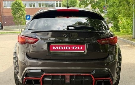 Infiniti QX70, 2015 год, 2 300 000 рублей, 8 фотография