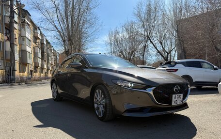 Mazda 3, 2021 год, 1 920 000 рублей, 2 фотография
