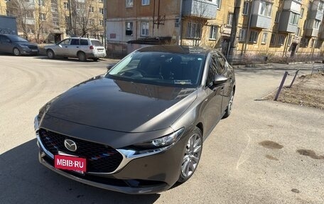 Mazda 3, 2021 год, 1 920 000 рублей, 4 фотография