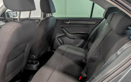 Skoda Rapid II, 2022 год, 1 799 000 рублей, 12 фотография