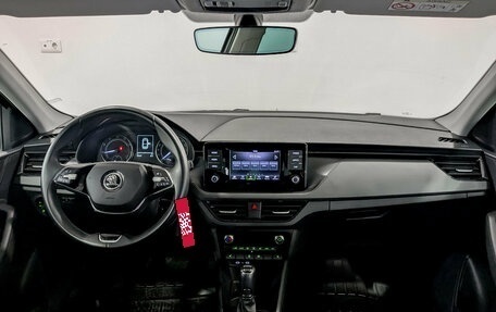 Skoda Rapid II, 2022 год, 1 799 000 рублей, 14 фотография