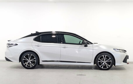 Toyota Camry, 2020 год, 3 060 000 рублей, 4 фотография