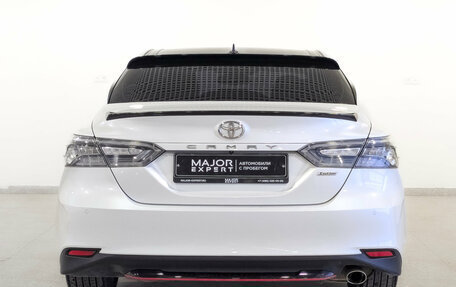 Toyota Camry, 2020 год, 3 060 000 рублей, 6 фотография