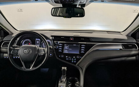 Toyota Camry, 2020 год, 3 060 000 рублей, 14 фотография