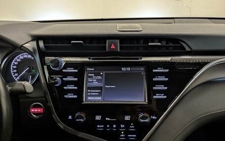 Toyota Camry, 2020 год, 3 060 000 рублей, 17 фотография