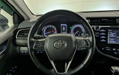 Toyota Camry, 2020 год, 3 060 000 рублей, 21 фотография