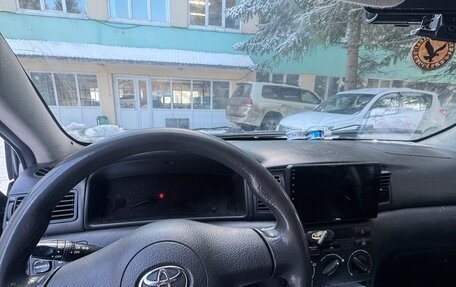 Toyota Corolla, 2004 год, 400 000 рублей, 2 фотография