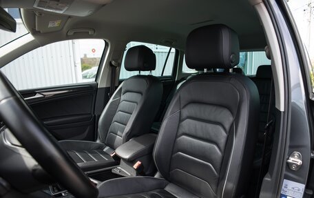 Volkswagen Tiguan II, 2021 год, 3 800 000 рублей, 1 фотография