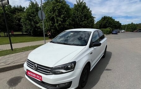 Volkswagen Polo VI (EU Market), 2017 год, 950 000 рублей, 1 фотография