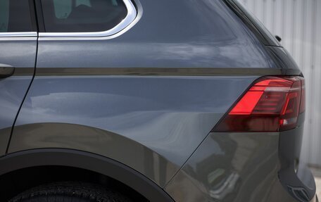 Volkswagen Tiguan II, 2021 год, 3 800 000 рублей, 6 фотография