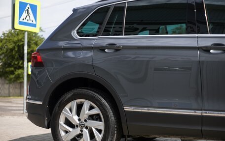 Volkswagen Tiguan II, 2021 год, 3 800 000 рублей, 7 фотография