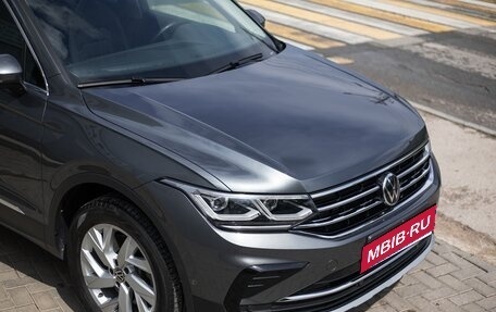Volkswagen Tiguan II, 2021 год, 3 800 000 рублей, 8 фотография