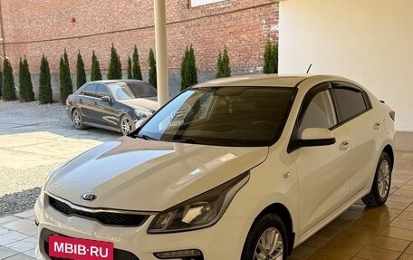 KIA Rio IV, 2019 год, 1 095 000 рублей, 3 фотография