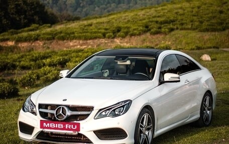 Mercedes-Benz E-Класс, 2015 год, 3 500 000 рублей, 3 фотография