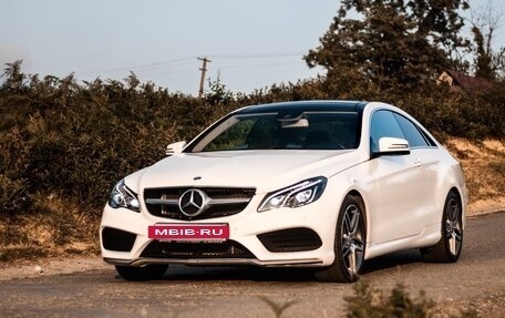Mercedes-Benz E-Класс, 2015 год, 3 500 000 рублей, 5 фотография