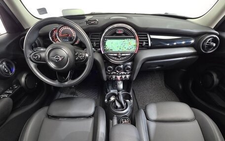 MINI Cabrio, 2018 год, 1 700 000 рублей, 5 фотография