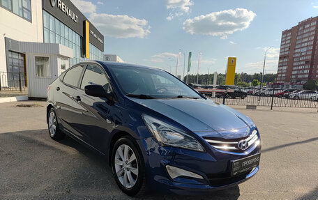 Hyundai Solaris II рестайлинг, 2015 год, 860 000 рублей, 7 фотография