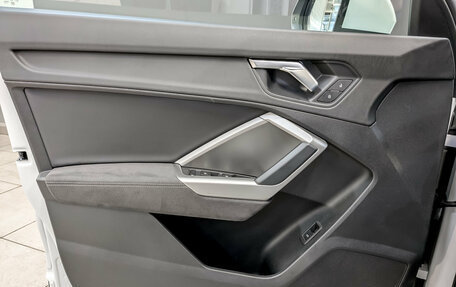 Audi Q3, 2023 год, 3 995 000 рублей, 19 фотография
