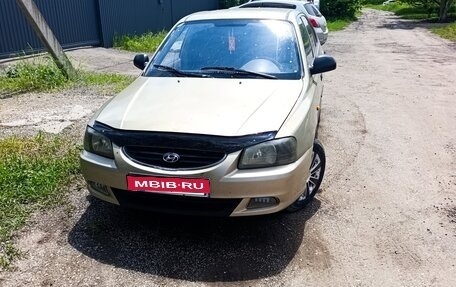 Hyundai Accent II, 2005 год, 320 000 рублей, 1 фотография