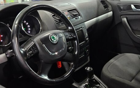 Skoda Yeti I рестайлинг, 2013 год, 1 010 000 рублей, 9 фотография