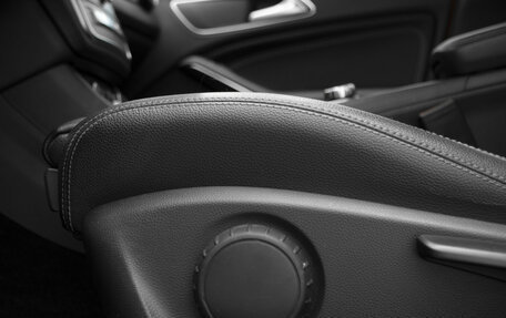 Mercedes-Benz CLA, 2016 год, 2 150 000 рублей, 28 фотография