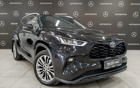 Toyota Highlander, 2024 год, 5 700 000 рублей, 3 фотография