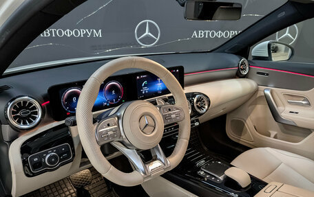 Mercedes-Benz A-Класс, 2022 год, 2 955 000 рублей, 15 фотография