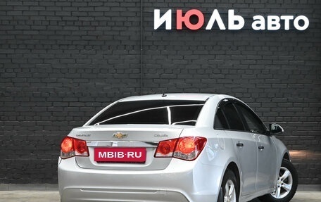 Chevrolet Cruze II, 2014 год, 830 000 рублей, 7 фотография