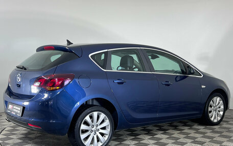 Opel Astra J, 2011 год, 727 000 рублей, 5 фотография