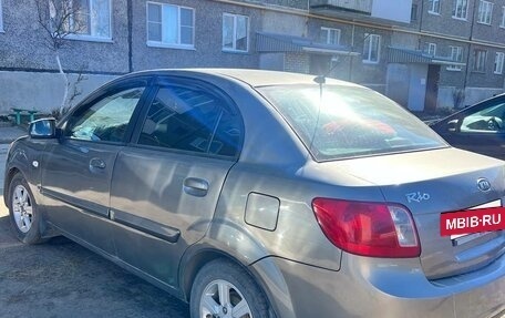 KIA Rio II, 2011 год, 385 000 рублей, 4 фотография