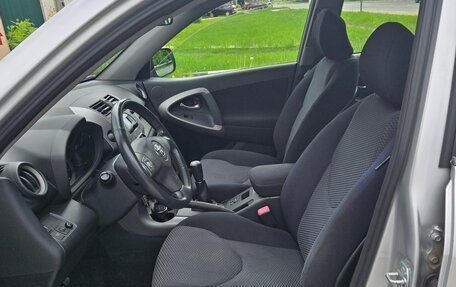 Toyota RAV4, 2007 год, 1 050 000 рублей, 5 фотография
