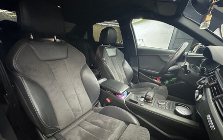 Audi A4, 2017 год, 2 200 000 рублей, 13 фотография