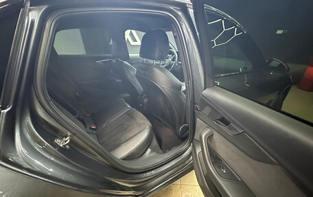 Audi A4, 2017 год, 2 200 000 рублей, 14 фотография