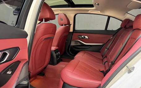 BMW 3 серия, 2023 год, 2 746 000 рублей, 16 фотография