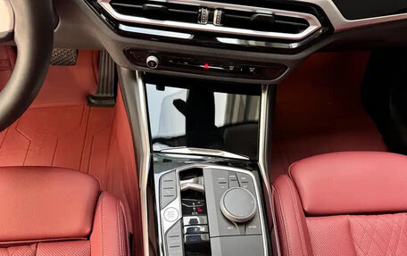 BMW 3 серия, 2023 год, 2 746 000 рублей, 15 фотография