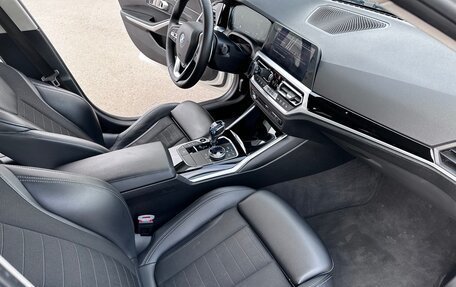 BMW 3 серия, 2020 год, 2 850 000 рублей, 13 фотография