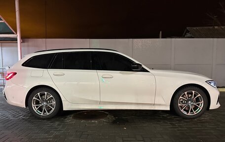 BMW 3 серия, 2020 год, 2 850 000 рублей, 28 фотография