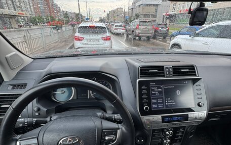 Toyota Land Cruiser Prado 150 рестайлинг 2, 2021 год, 8 100 000 рублей, 2 фотография
