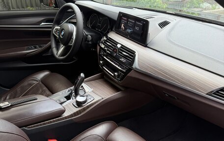 BMW 5 серия, 2017 год, 4 500 000 рублей, 9 фотография