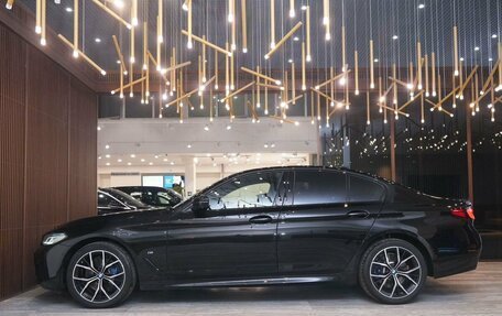 BMW 5 серия, 2020 год, 5 300 000 рублей, 3 фотография