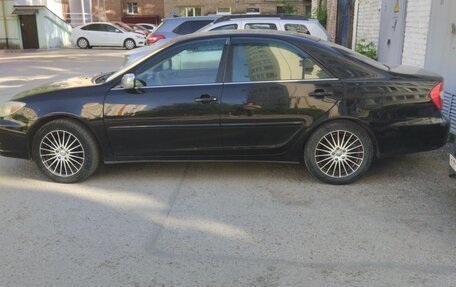 Toyota Camry V40, 2002 год, 515 000 рублей, 1 фотография